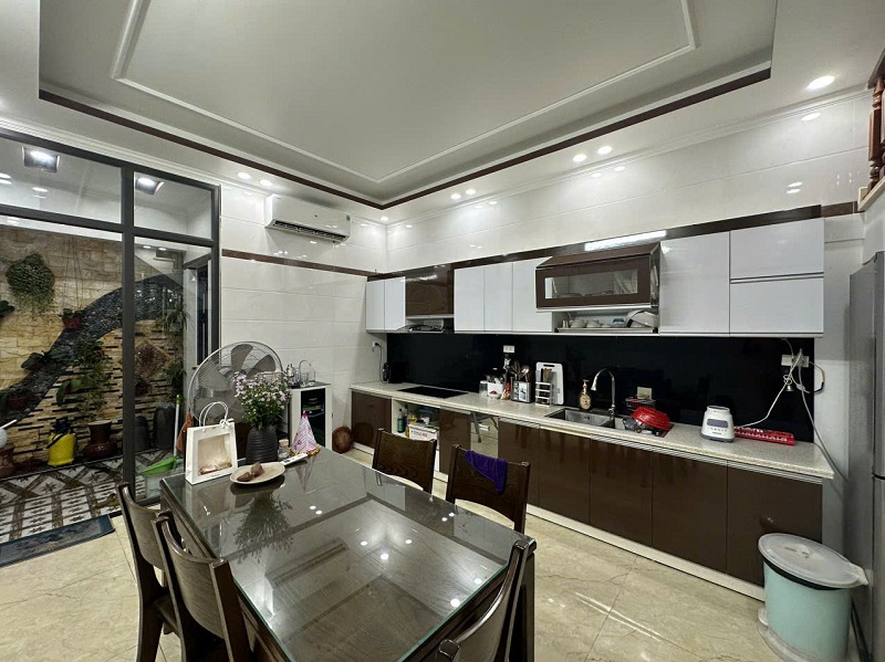 BÁN NHÀ NGÕ Ô TÔ TRÁNH NHAU QUÁN NAM – LÊ CHÂN – HẢI PHÒNG | 4 TẦNG – GARA Ô TÔ